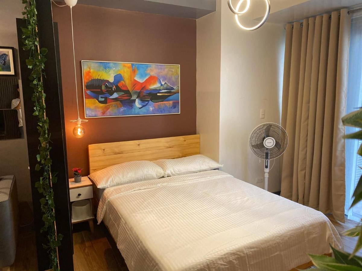 81 Newport C5 10I Balcony & Pool Across Naia T3 Aparthotel Pasay Exterior photo