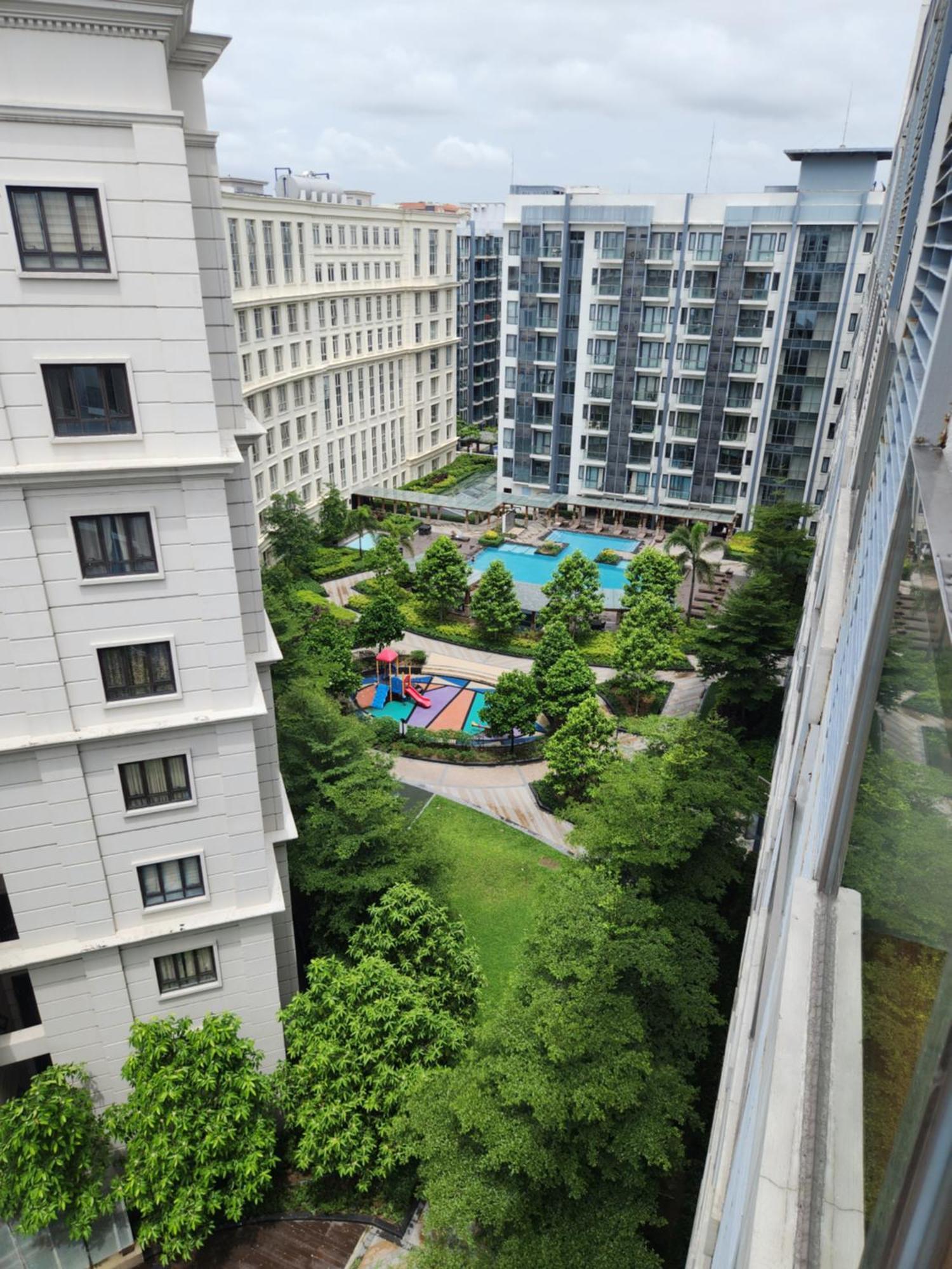 81 Newport C5 10I Balcony & Pool Across Naia T3 Aparthotel Pasay Exterior photo